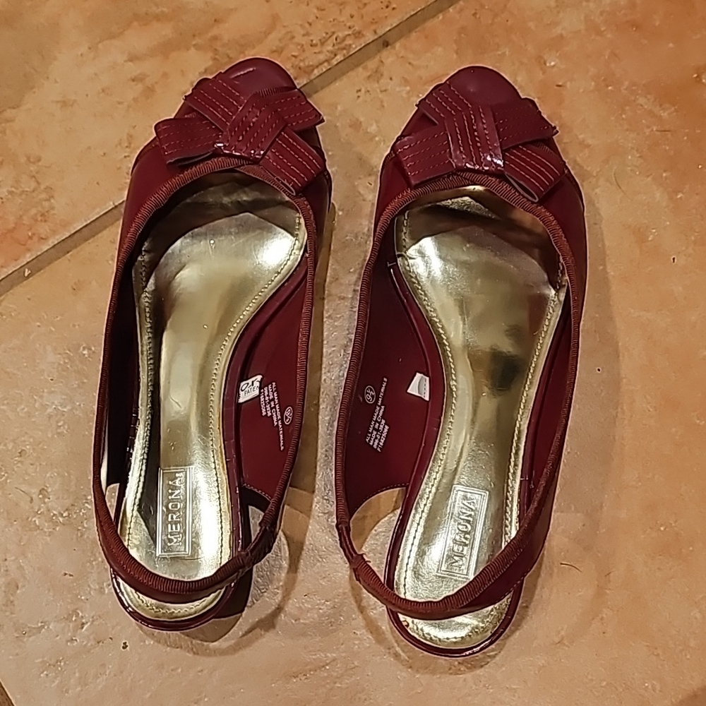 Merona Women's Burgundy Peep-Toe Heels